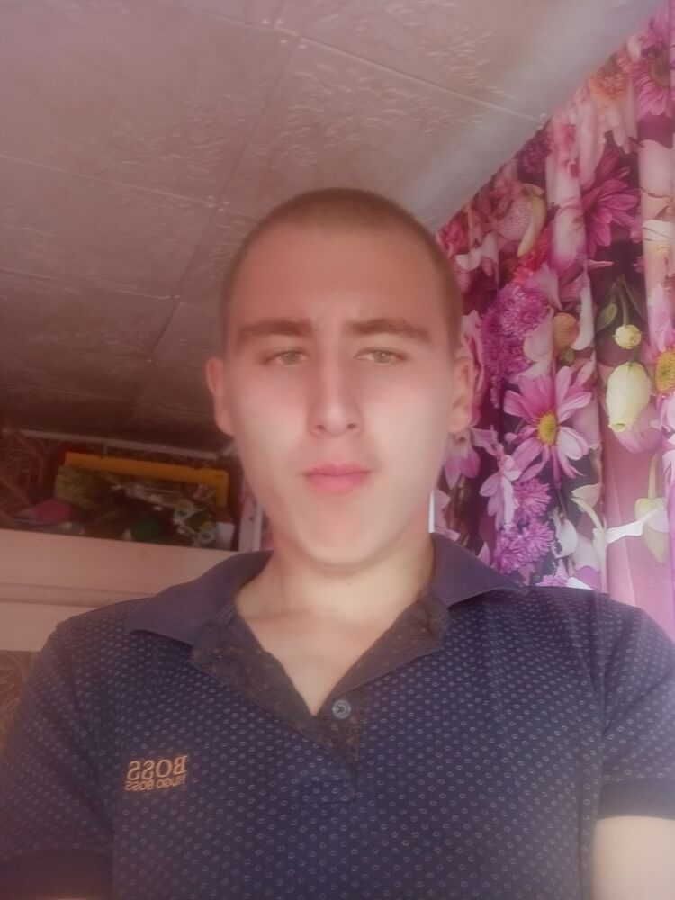  46124995  , 21 ,    