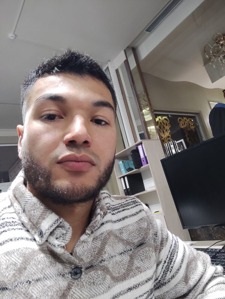  51109905  Farruh, 30 ,    