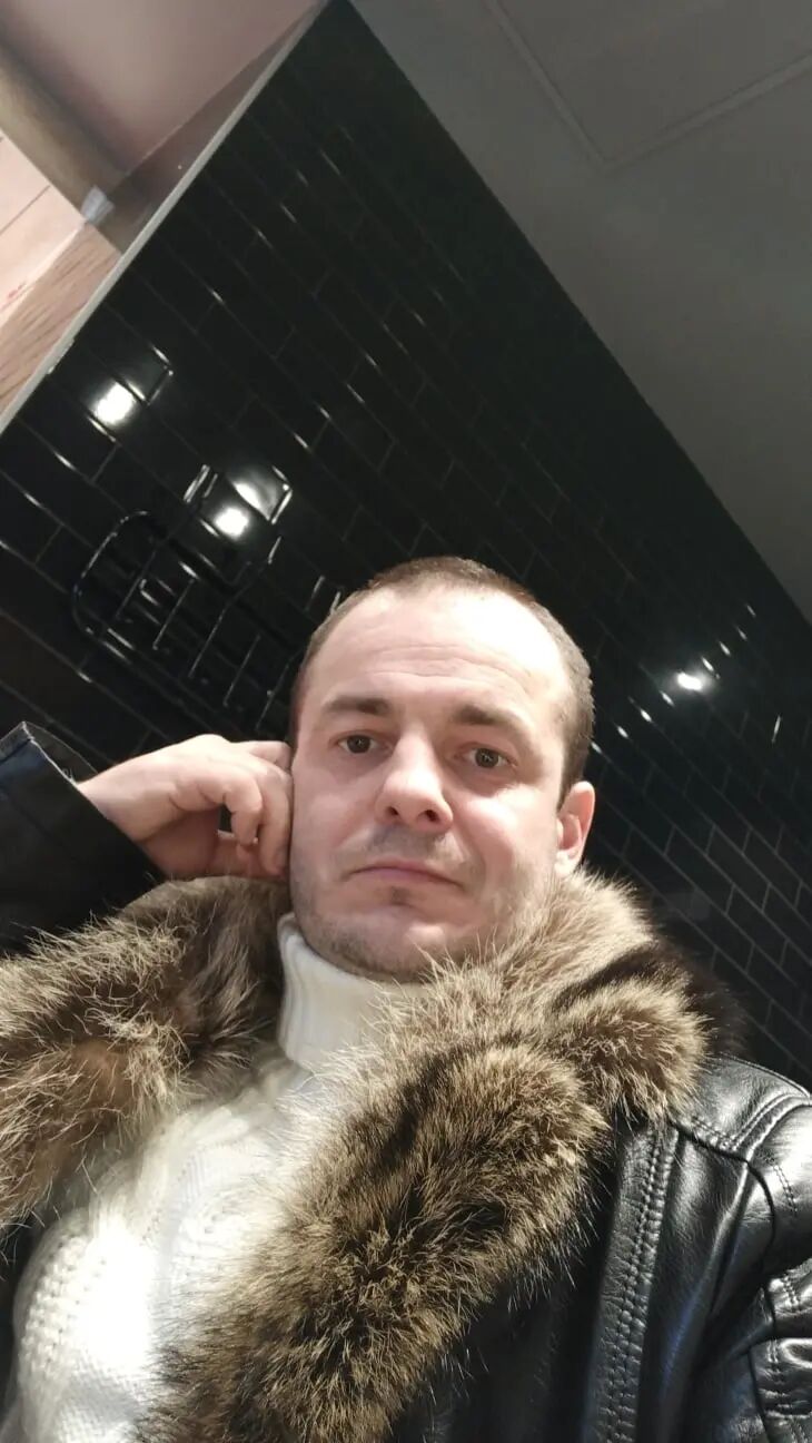  41549545  , 44 ,    