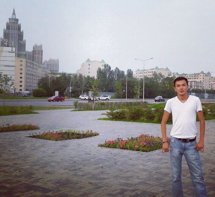  ,   Raim, 32 ,   