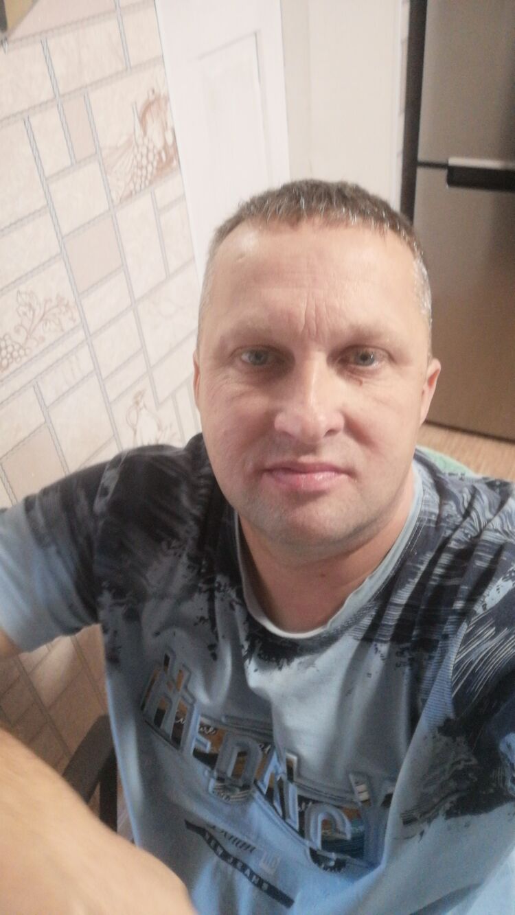  32526945  , 49 ,    