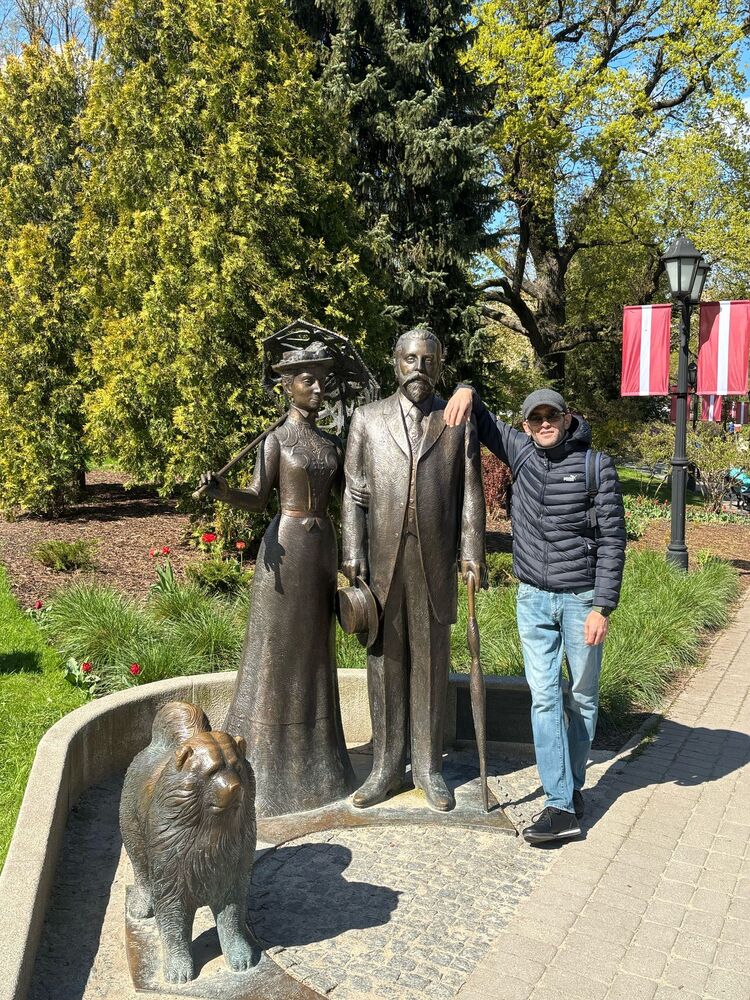  ,   Vitali, 21 ,   ,   