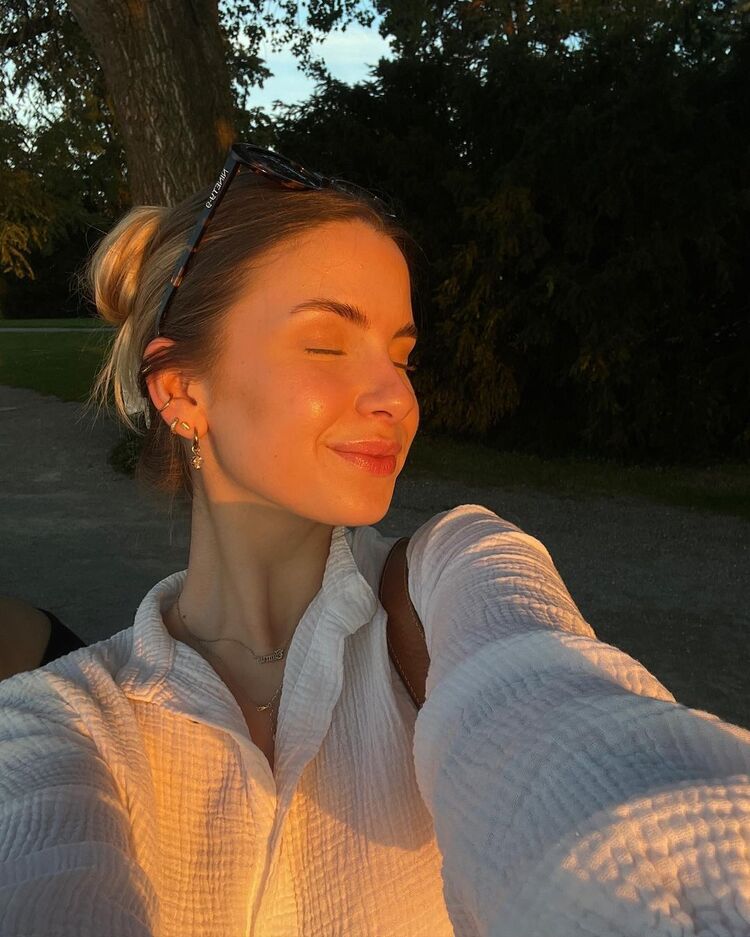  ,   , 29 ,   ,   