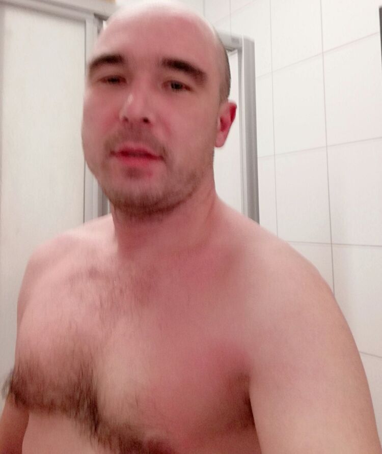  ,   Srgio, 43 ,     , c 