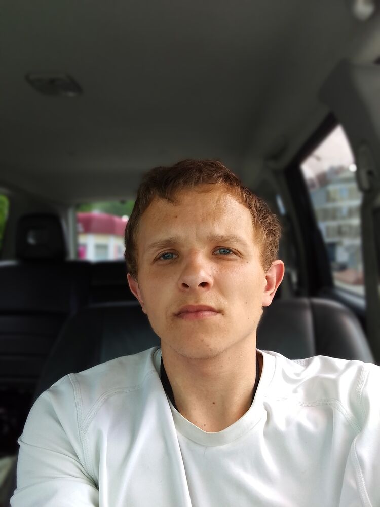  ,   Vuktor, 23 ,   c 