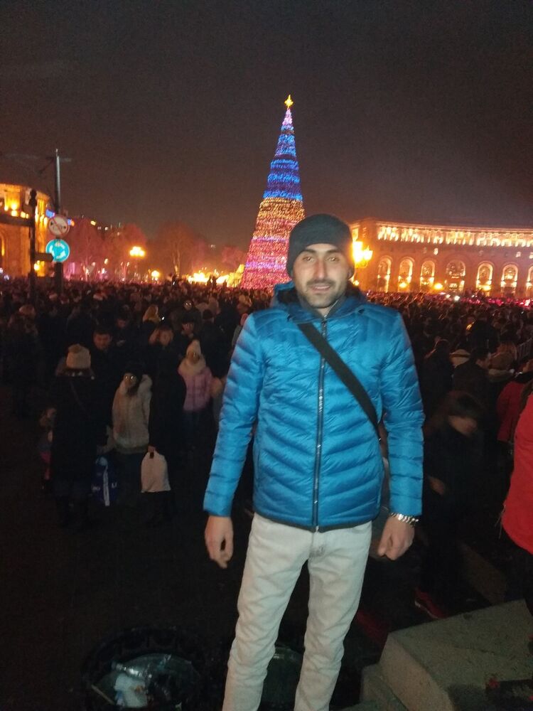  18611135  Stepam, 34 ,    