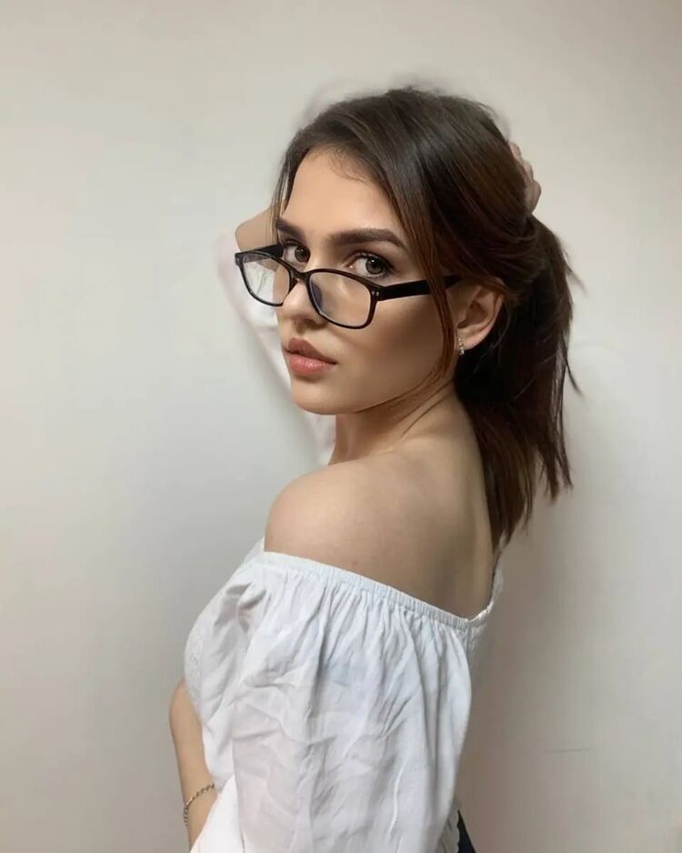  -,   Irina, 24 ,   ,   
