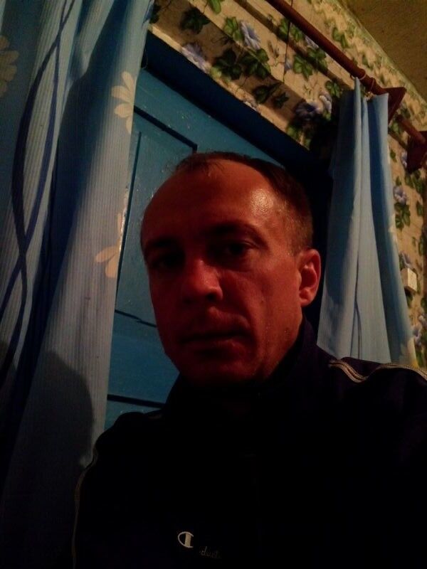  5646575  R U S S, 49 ,    