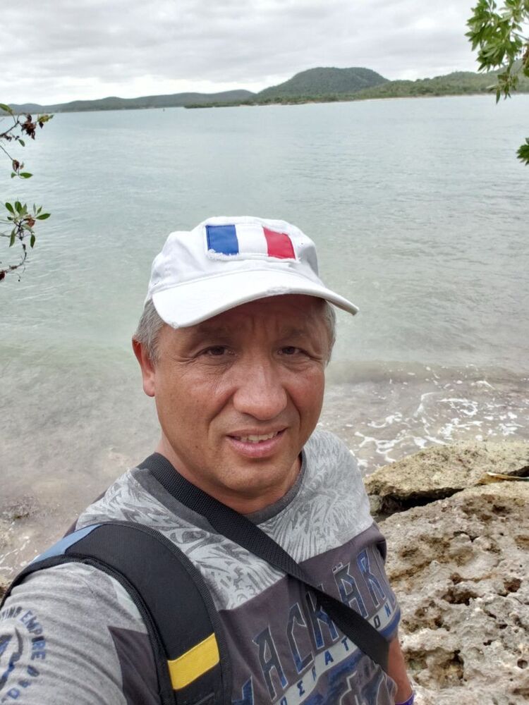 ���� 15705595 ������� �����, 52 ����, ���� ���������� � ��������