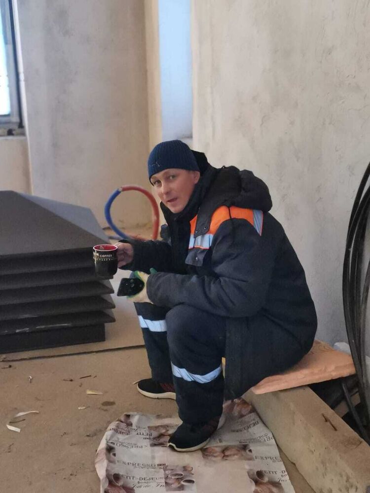  46908355  , 45 ,    