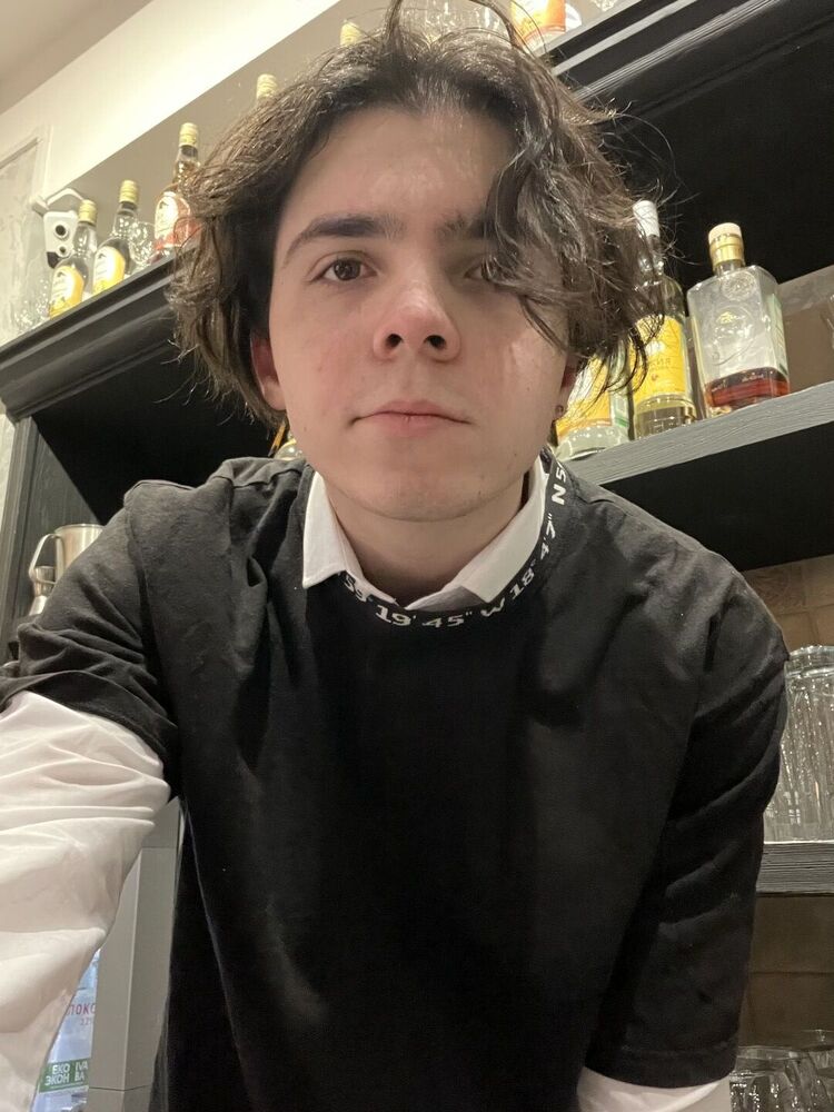  33065945  , 21 ,    -