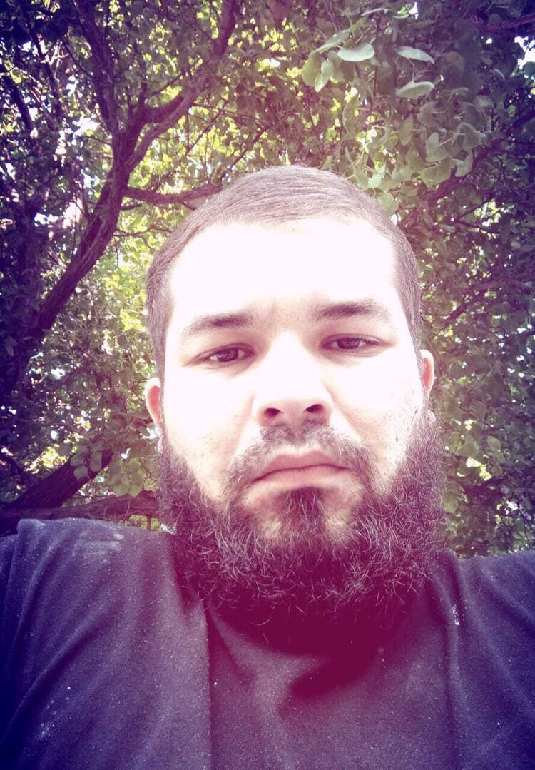  ,   Sultan, 29 ,     