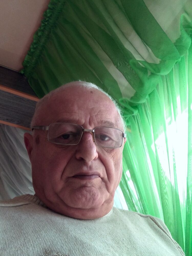  ,   Aleksander, 72 ,   c 