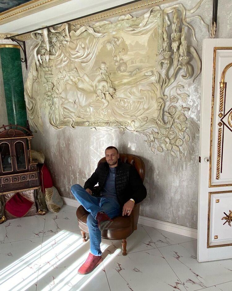  29889885  Yaris, 36 ,    