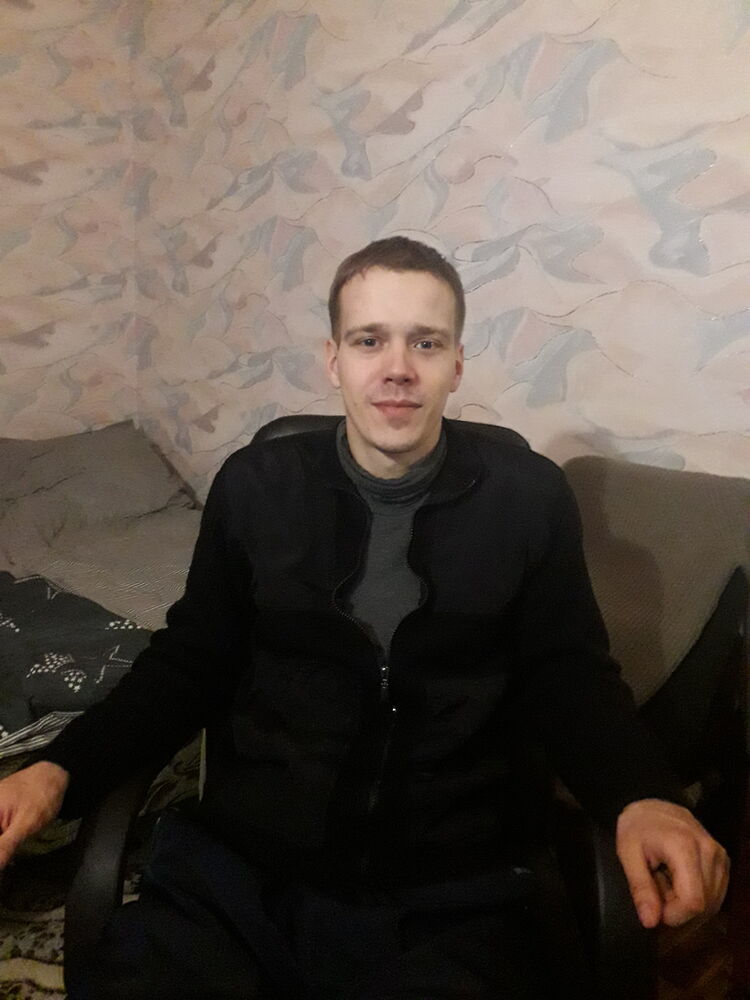  ,   Dmitry, 32 ,   ,   