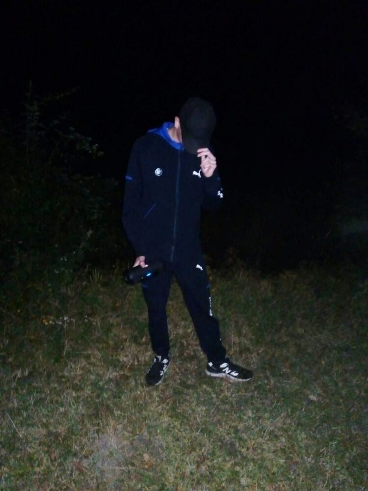  34473935  , 21 ,    