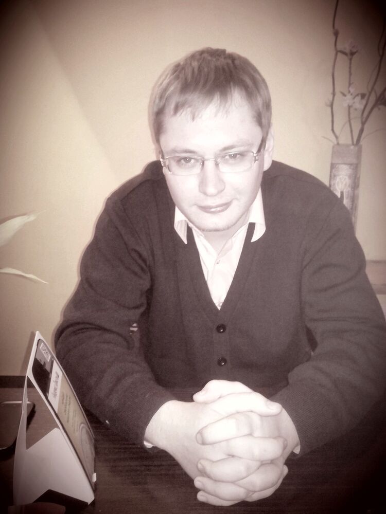  4101125  Anton, 38 ,    