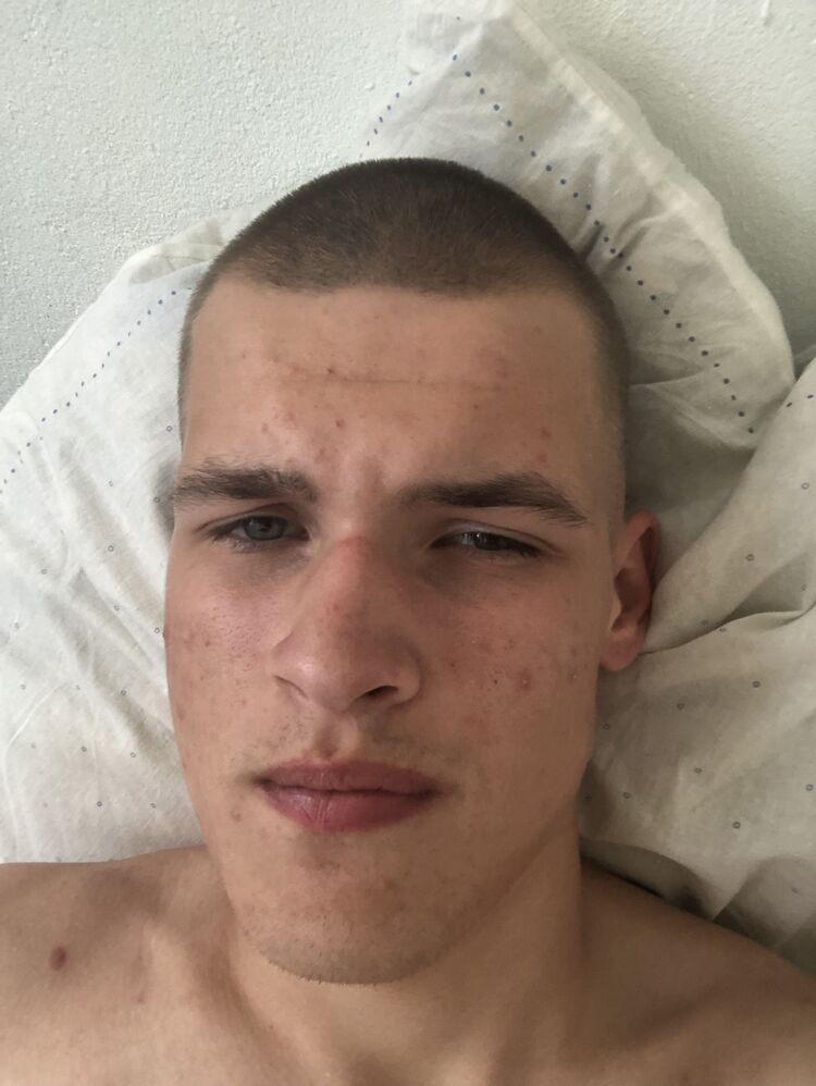  46143495  , 19 ,    