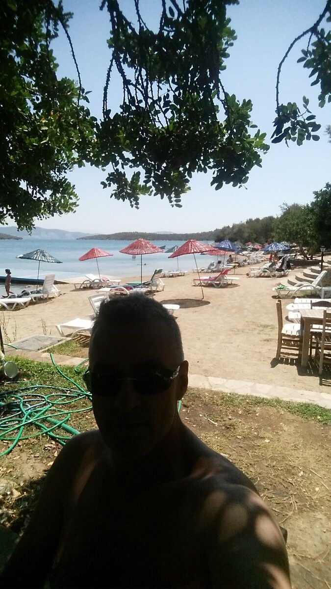  15831705  Yildirim, 55 ,    