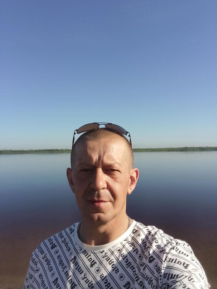  ,   Sergey, 47 ,   ,   , c , 