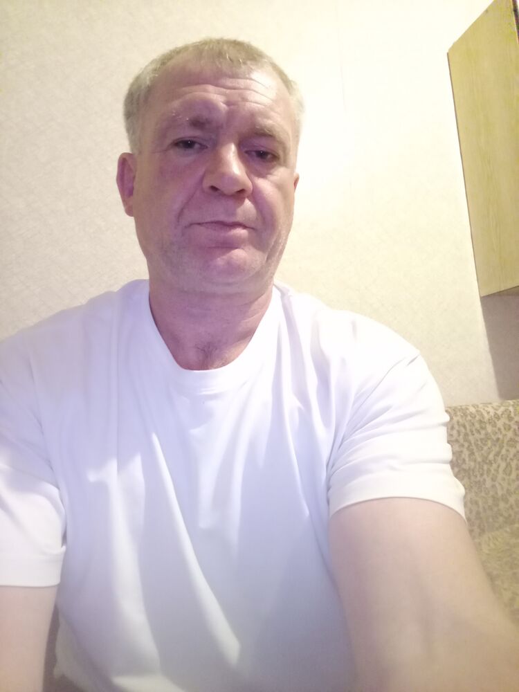  52667585  , 45 ,    