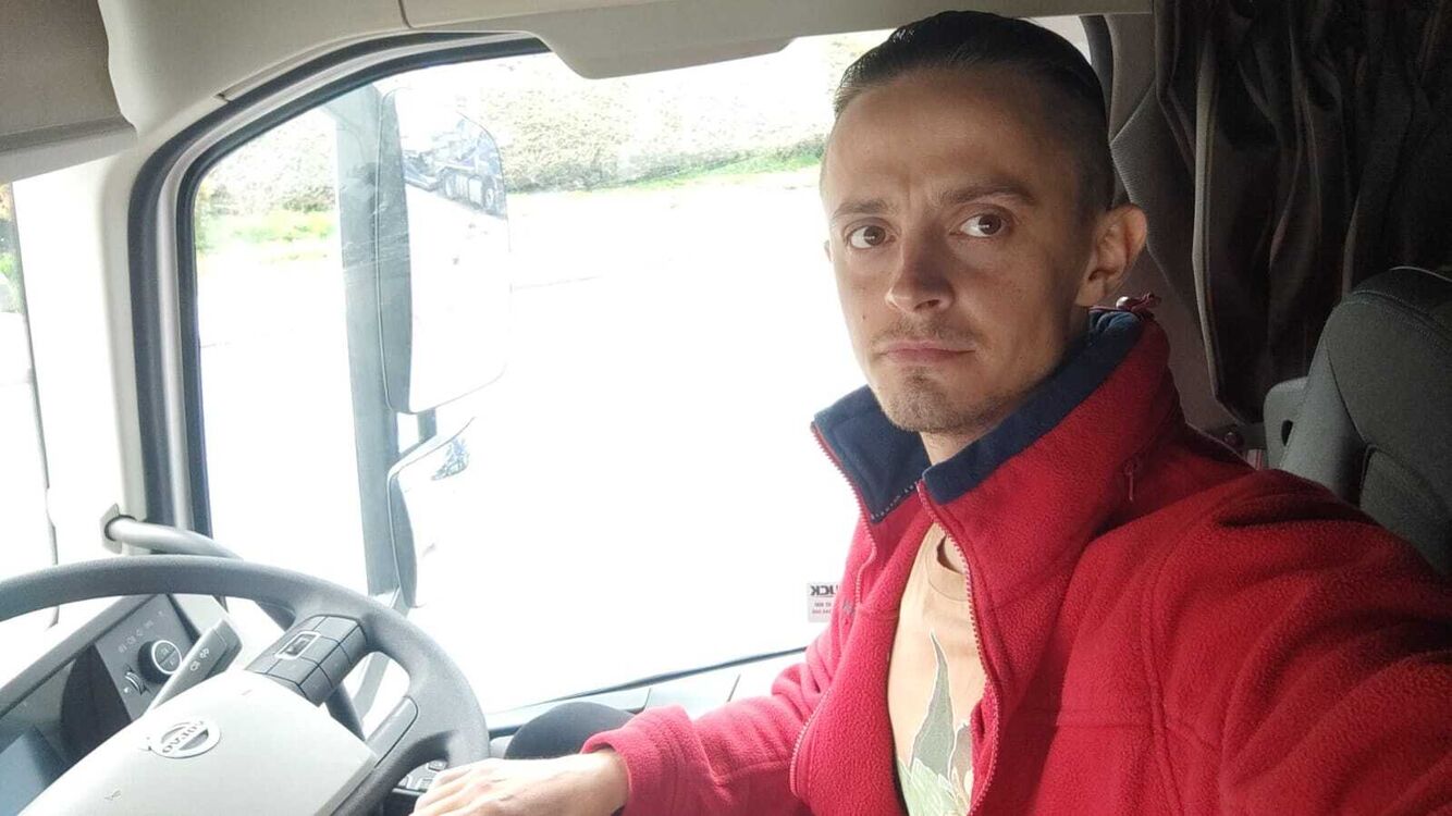  --,   Martin, 31 ,   ,   , c 