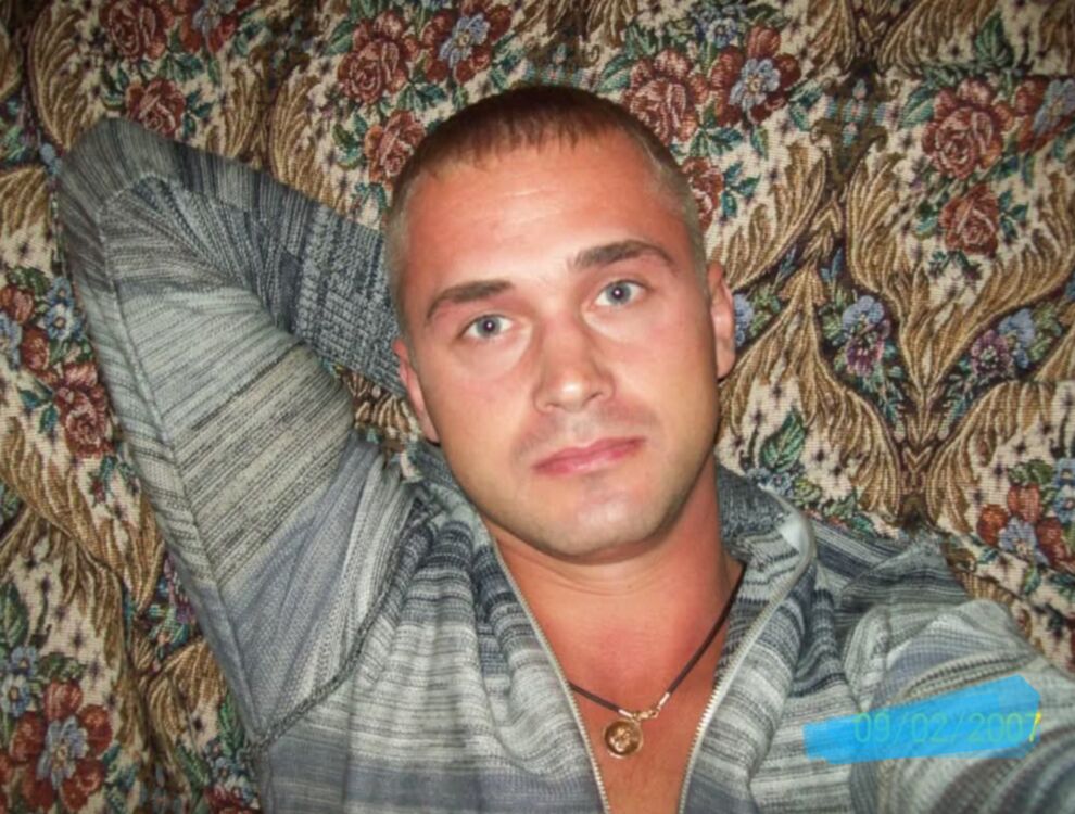  49333205  Aleksandr, 37 ,    