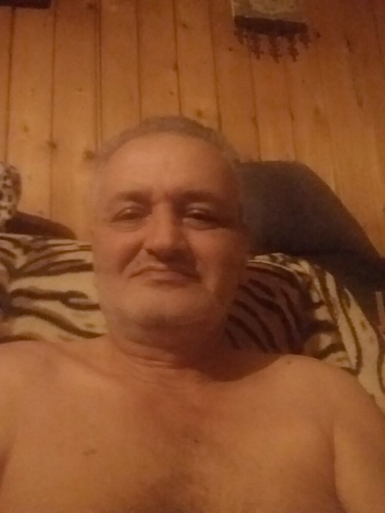  14409695  Leva sarkis, 61 ,    