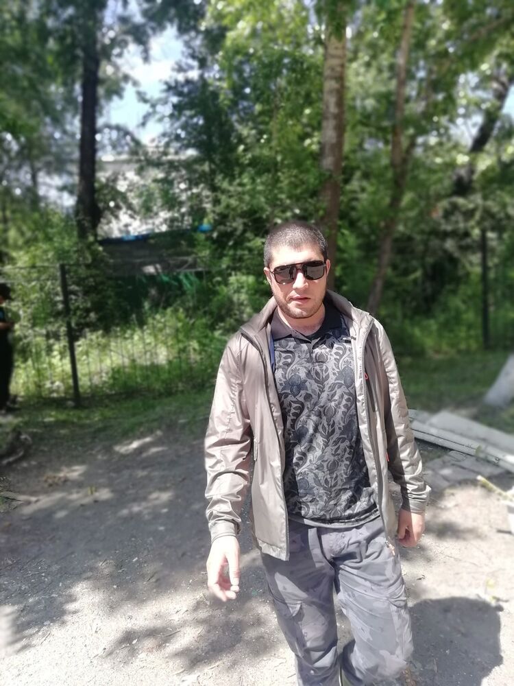  19171055  SAMIR, 33 ,    