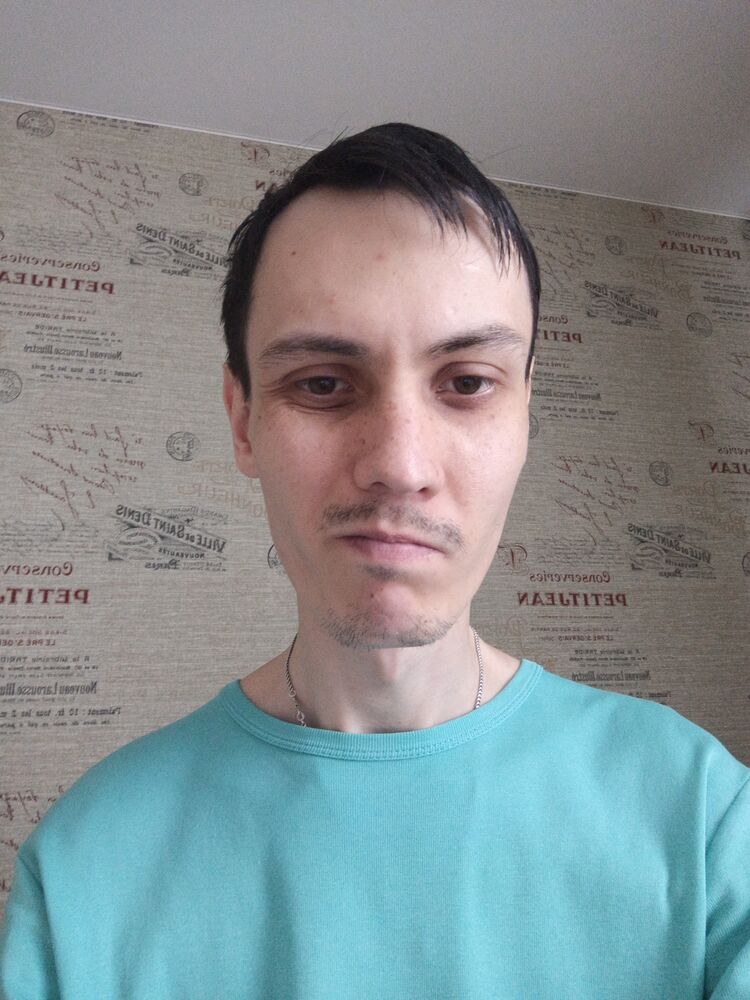  54032615  Evgeni, 27 ,    