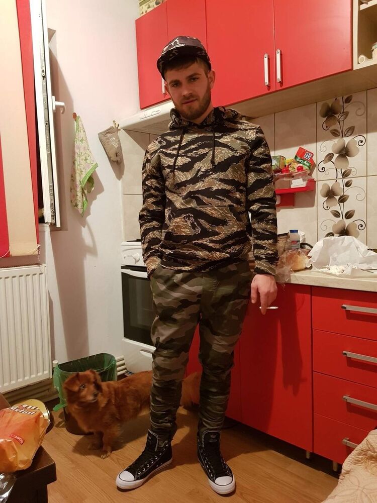  ,   Andrei, 32 ,   