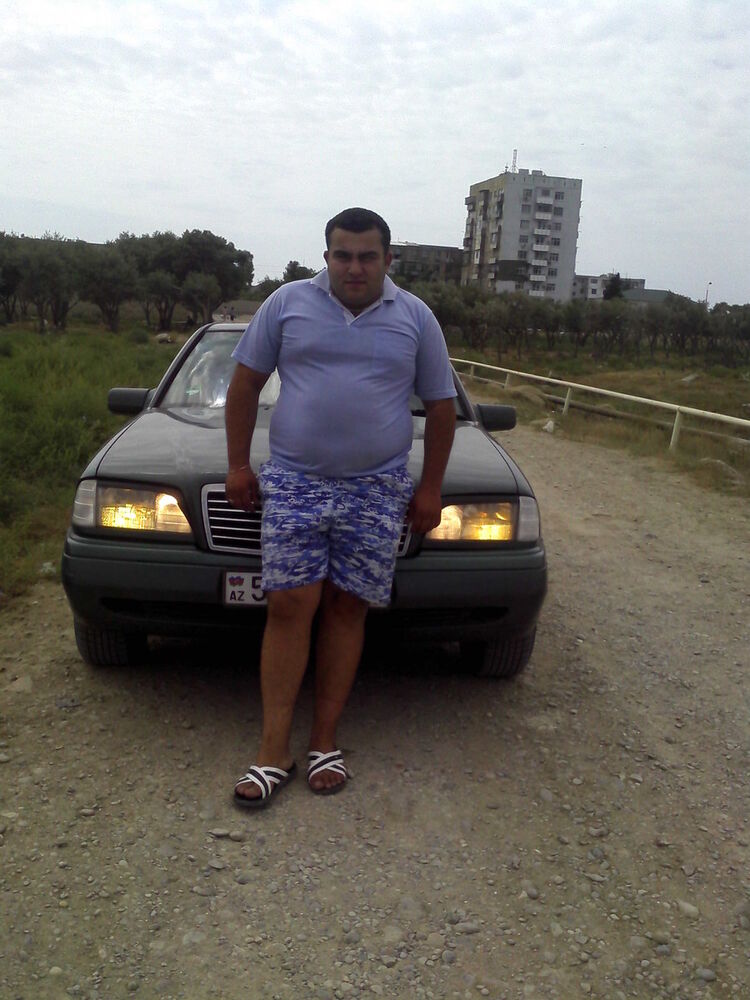  4530325  Samir, 36 ,    