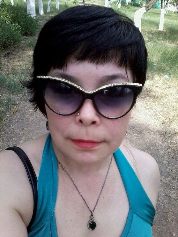  Targu Jiu,   , 49 ,   ,   , c 