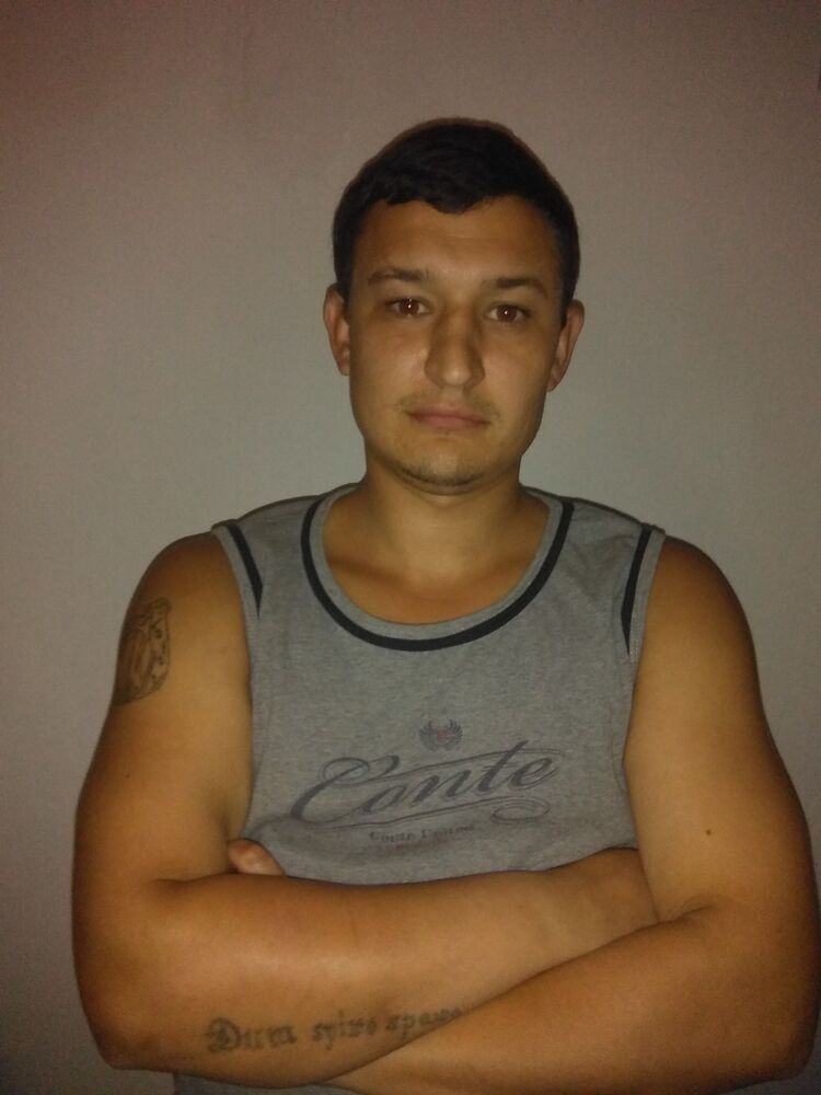  ,   Roman, 33 ,     , c 
