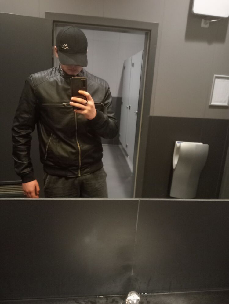  34702045  , 21 ,    