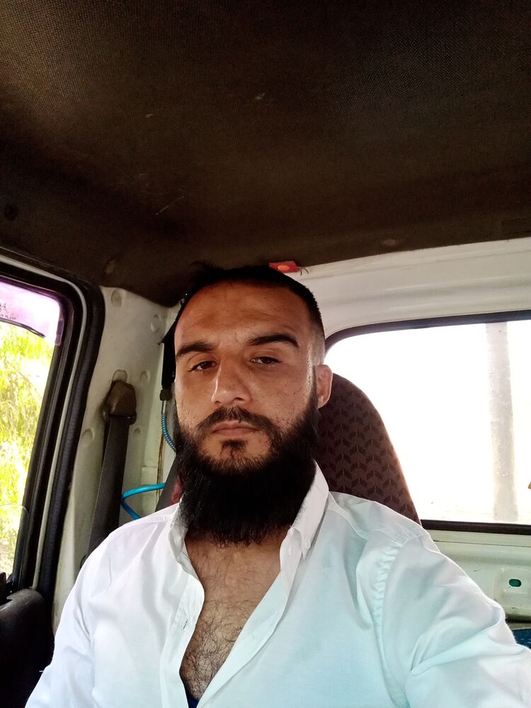  29225905  Moxmme, 33 ,    