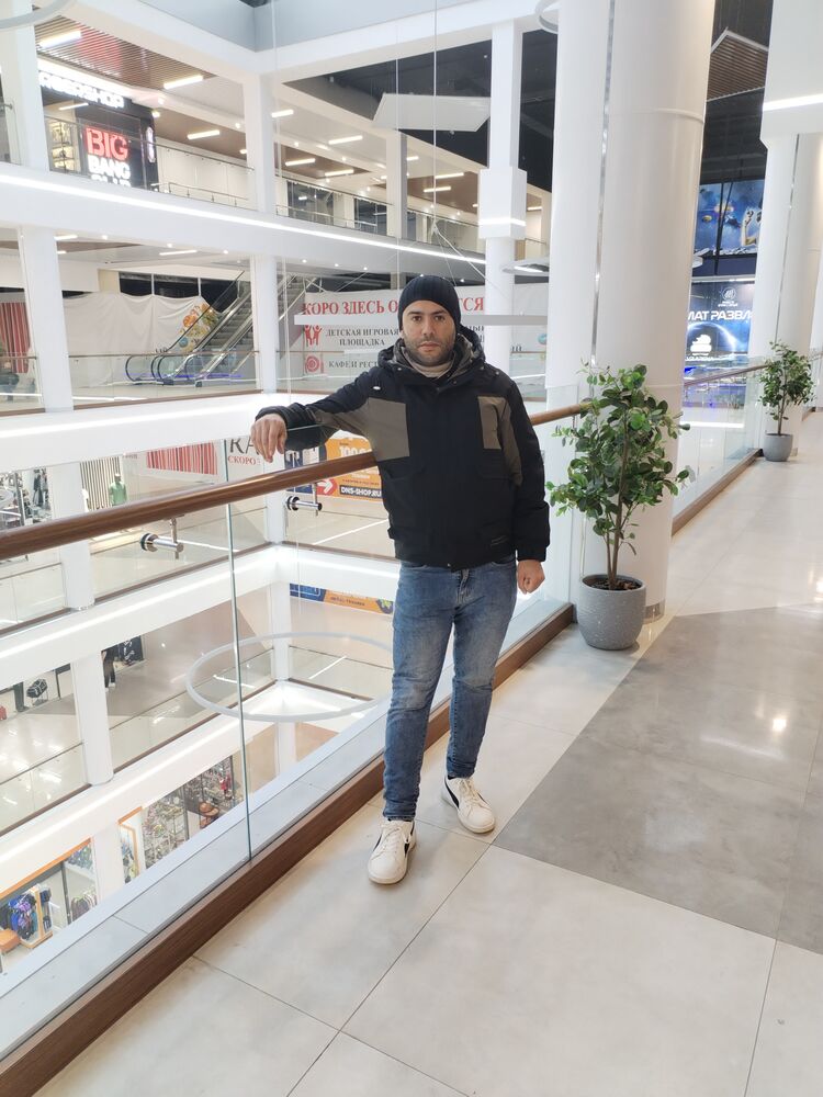  ,   Samir, 36 ,   ,   