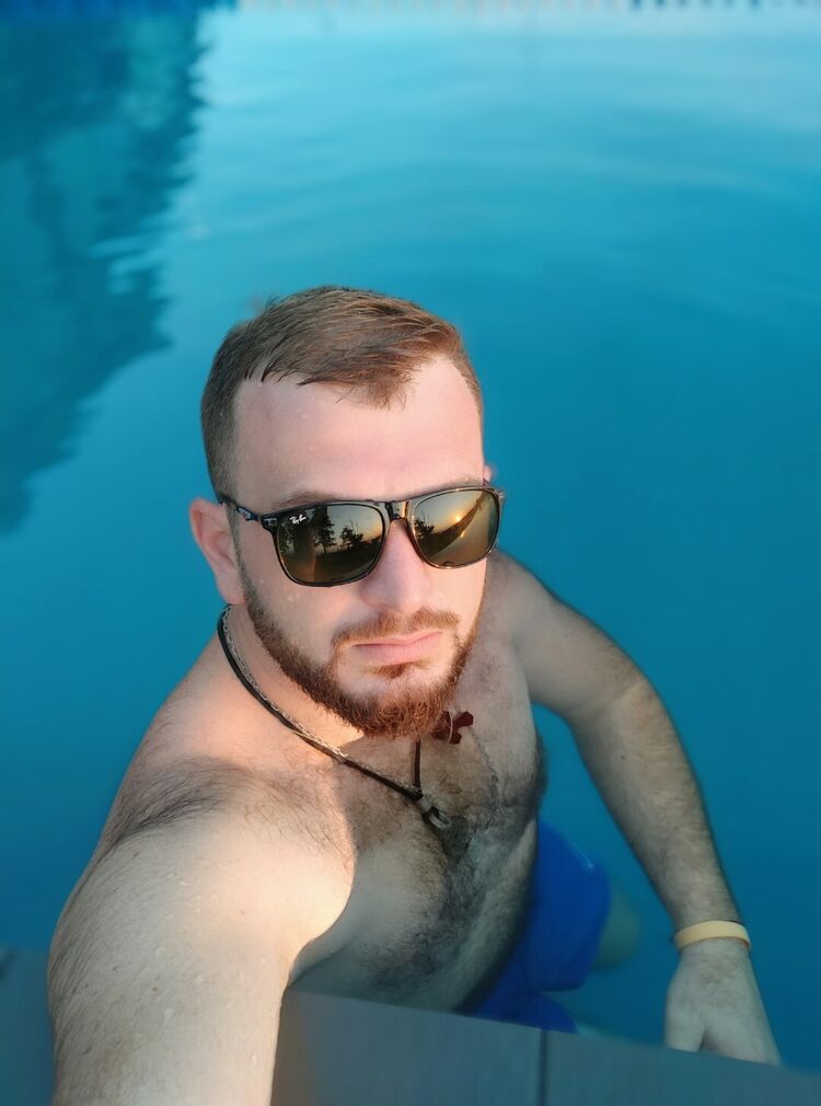  32029815  GOGA, 30 ,    