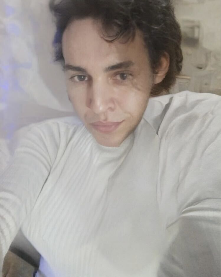  48512535  , 39 ,    