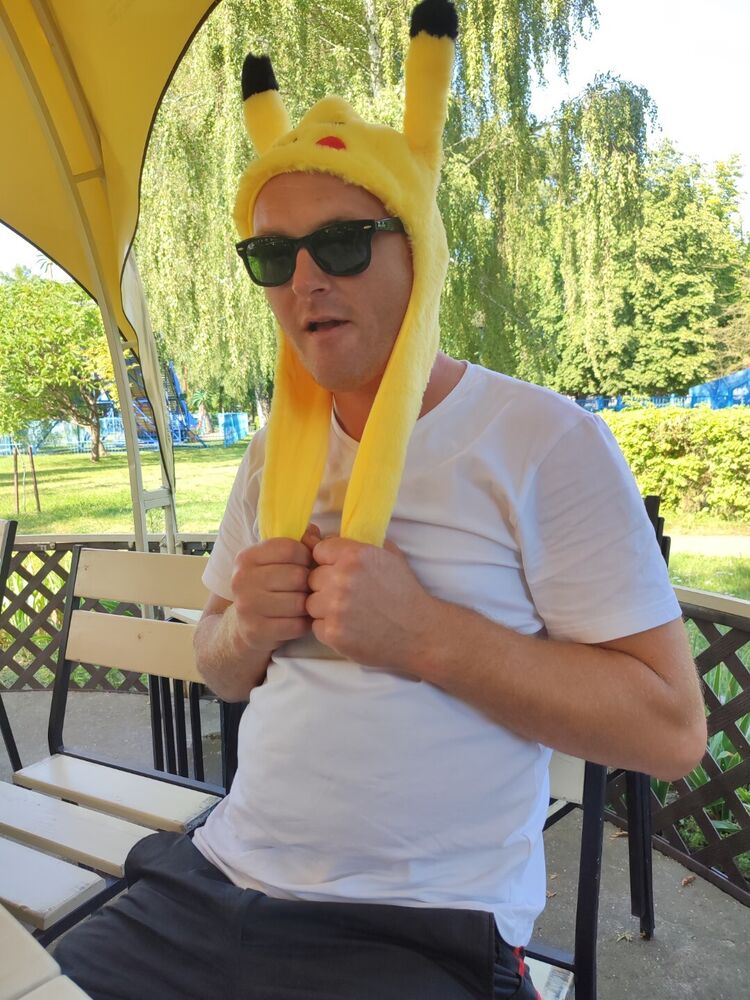  53314305  Andrej, 37 ,    Deinze