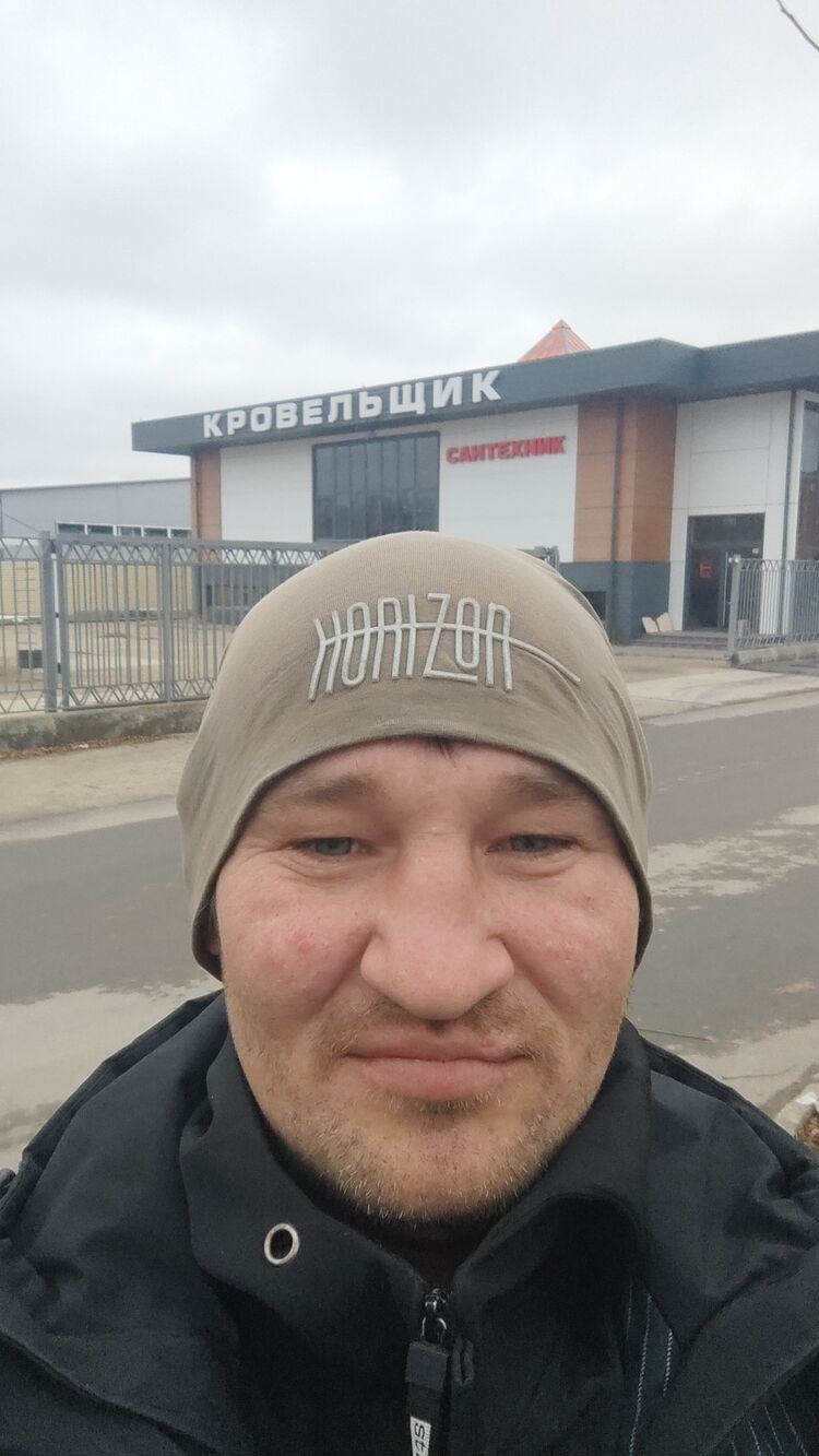  48136985  , 37 ,    