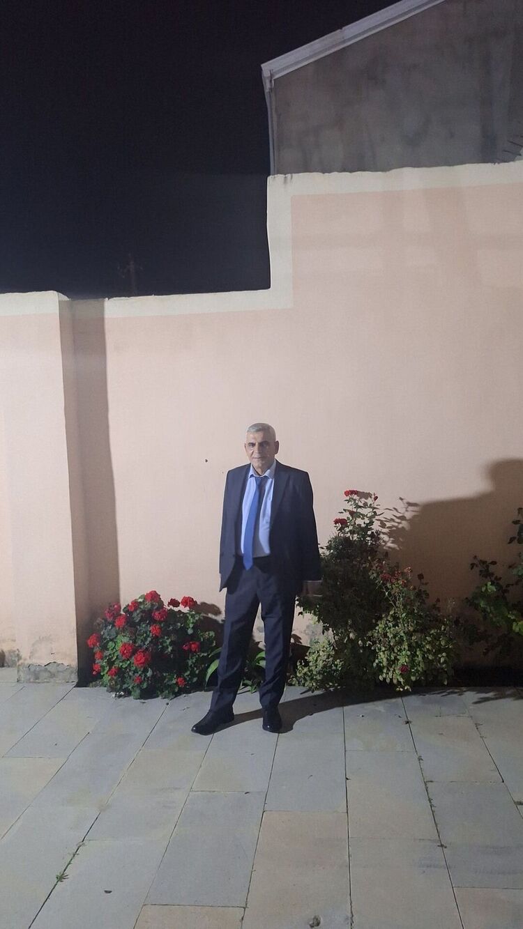  54562765  Ayaz, 50 ,    --