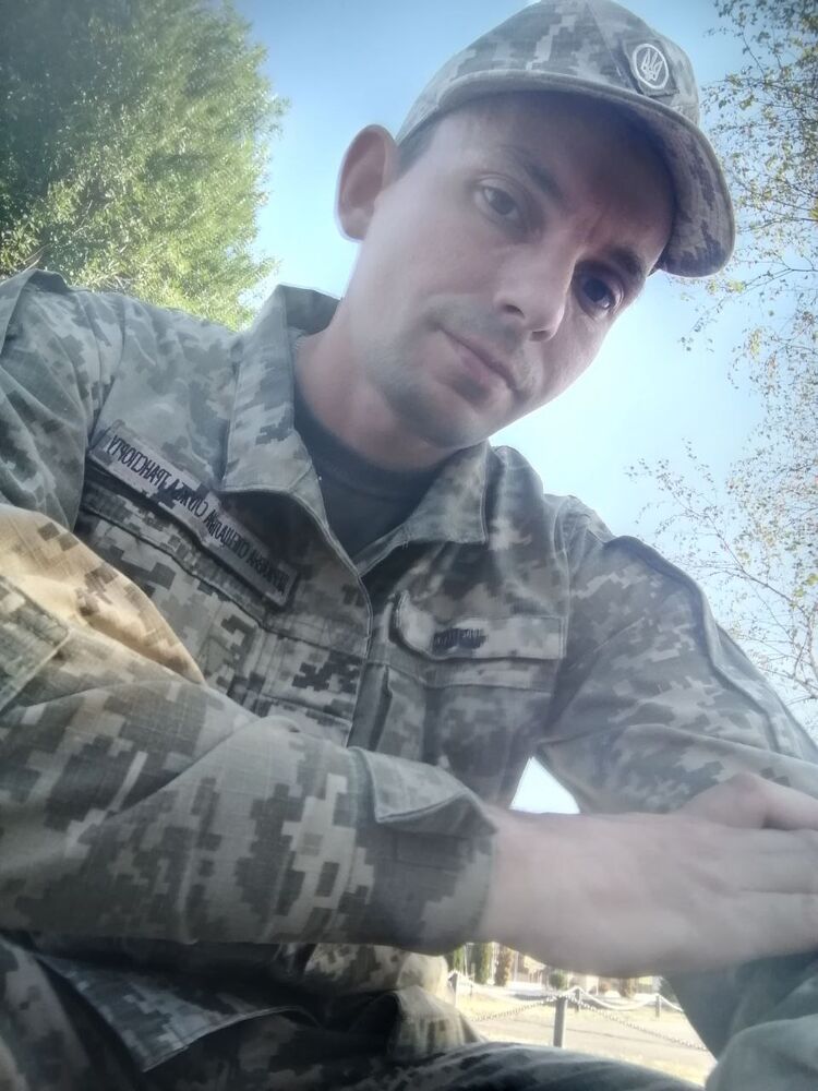  49686845  , 32 ,    