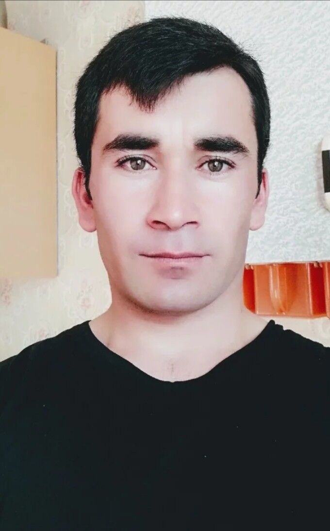  18924365  Shukrullo, 33 ,    