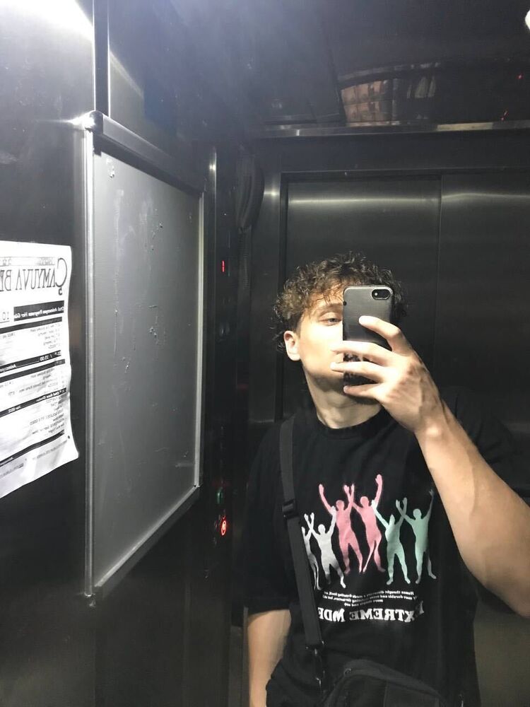  35208735  , 21 ,    