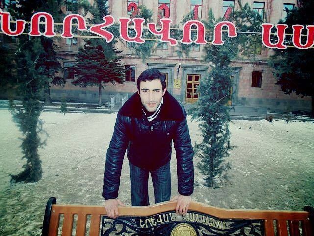  4643865  Ash, 32 ,    