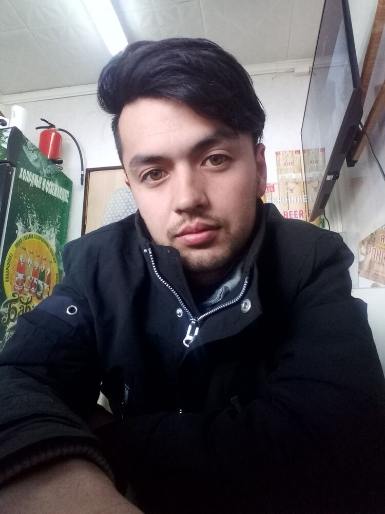  ,   Ruslan, 32 ,   ,   , c 