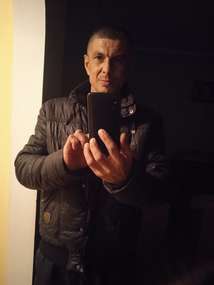  31026675  , 42 ,    