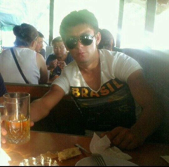  ,   Rusik, 34 ,   
