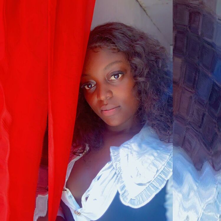 ���������� ���������, ���� ������� Leila, 23 ����, ������������ ��� ����� � ���������, c�������� ���������